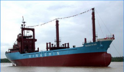Bàn giao lắp đặt sinh hàn LH41 (AIR COOLER FOR HANSHIN LH41) cho tàu 